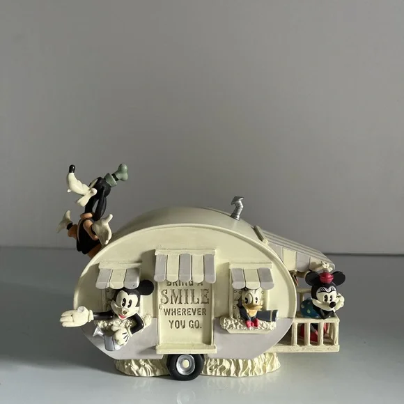 Disney Mickey and friends camper